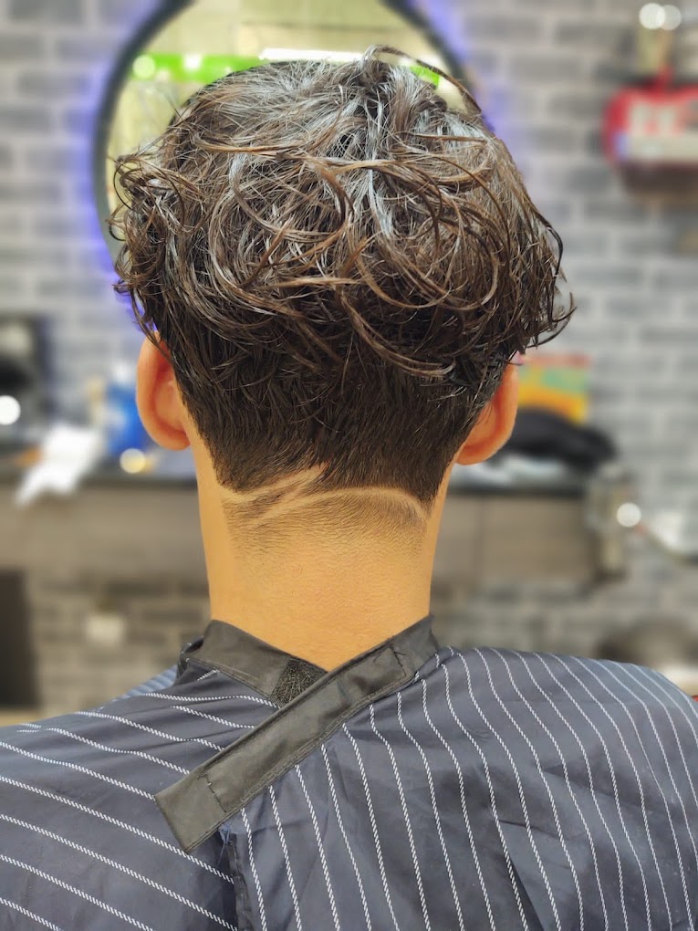 Corte de cabelo masculino com degradê, Barbearia Sr. Dudu